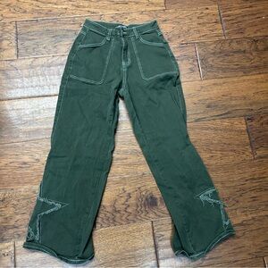 Hot Topic Women's wide leg Jeans‎